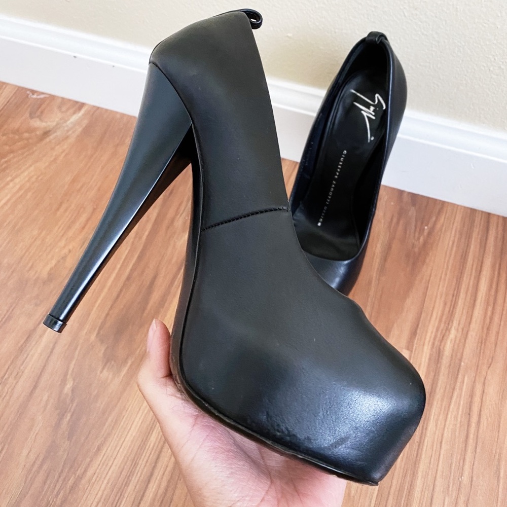 Giuseppe Pumps Heels